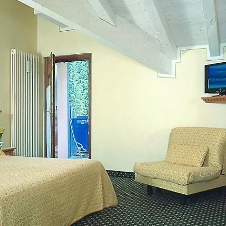 Hotell Ideal 4*