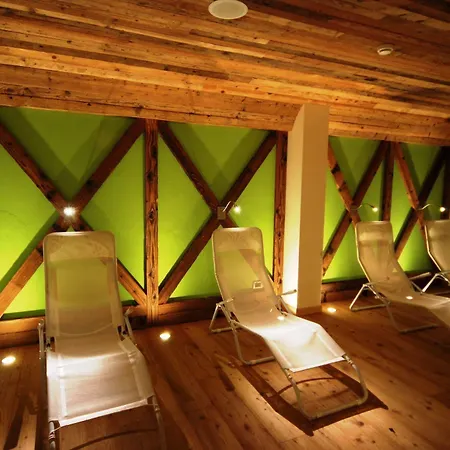 Hotell Ideal 4*