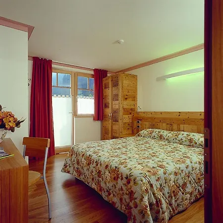 Ideal Hotell Madonna